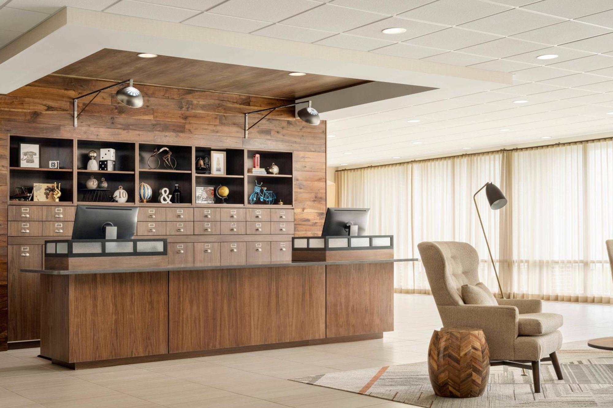Four Points By Sheraton Austin Airport Экстерьер фото