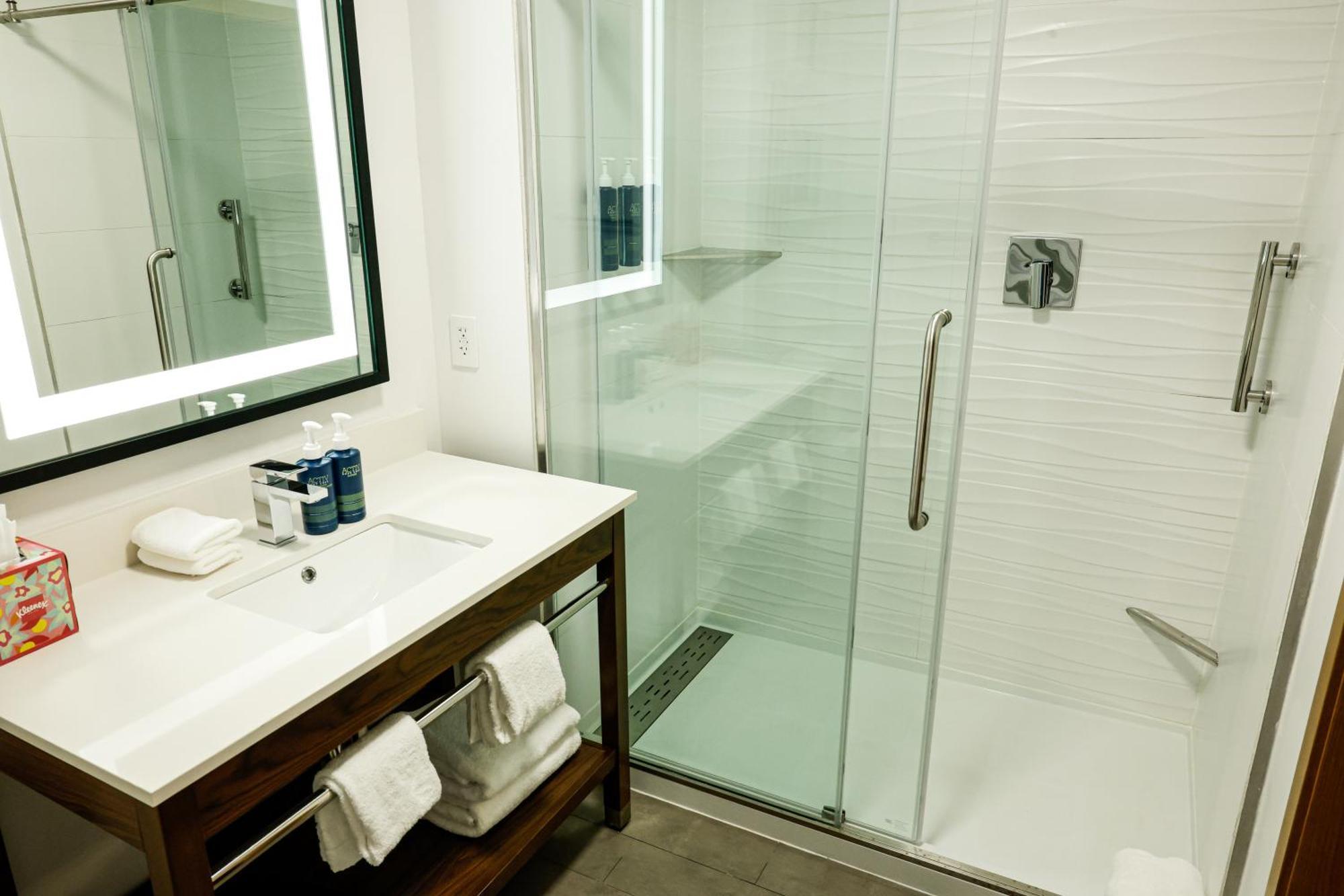 Four Points By Sheraton Austin Airport Экстерьер фото